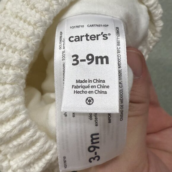 CARTERS knit hat white/snowman motif size 3-9 months (runs smaller) - Picture 3 of 4